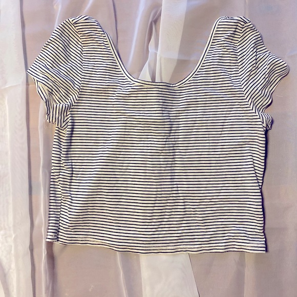 American Eagle - Small - Striped Black & White Crop Top - Picture 2 of 5